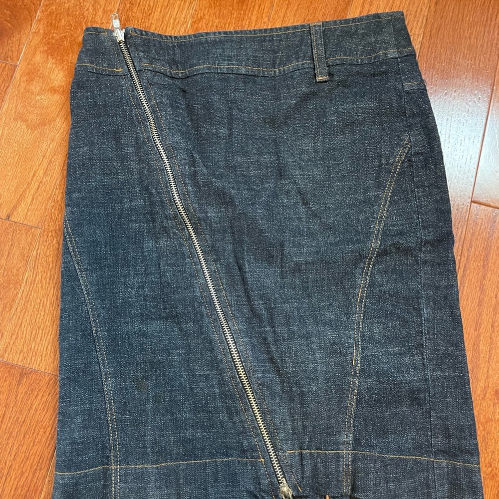 Dark blue assymetricla zip Denim Skirt size 2-4